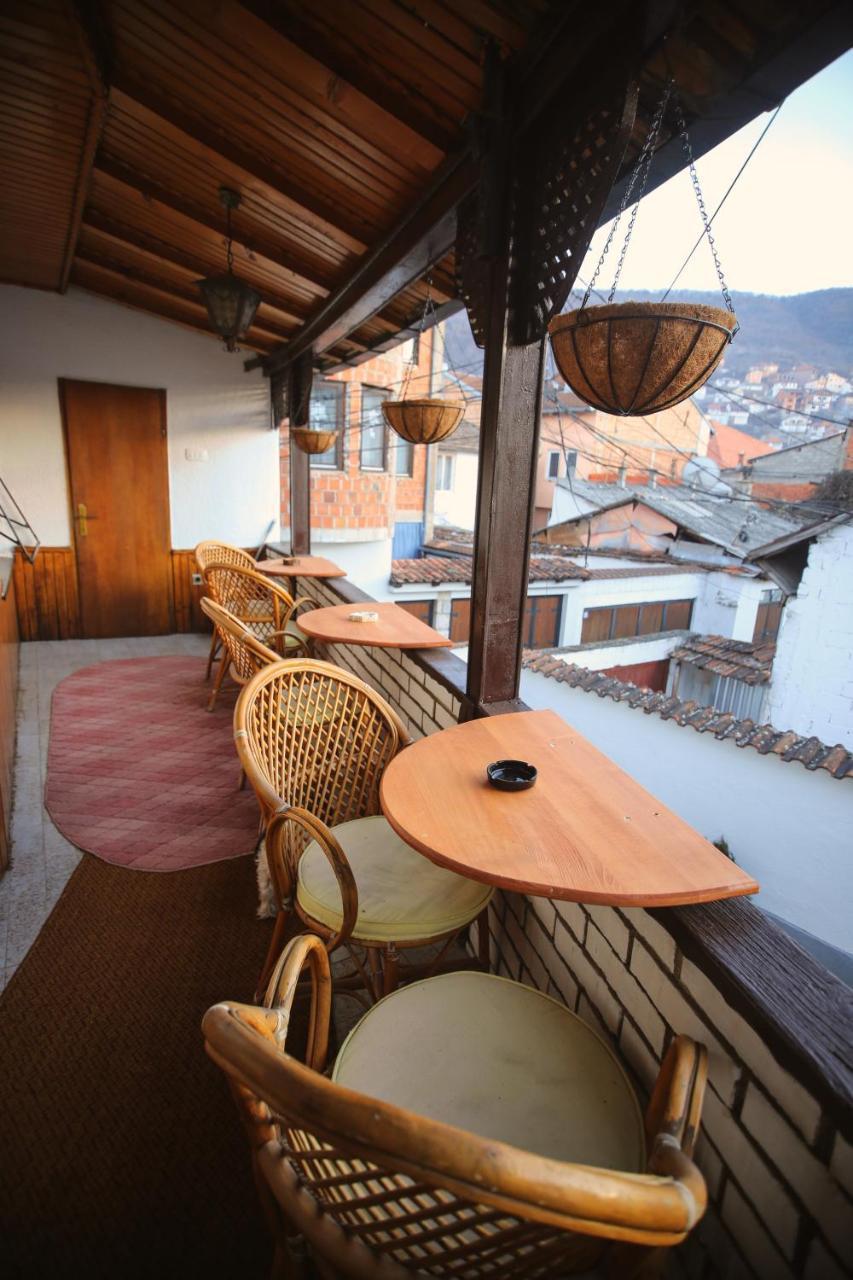 Hostel Bushati Prizren Exteriör bild